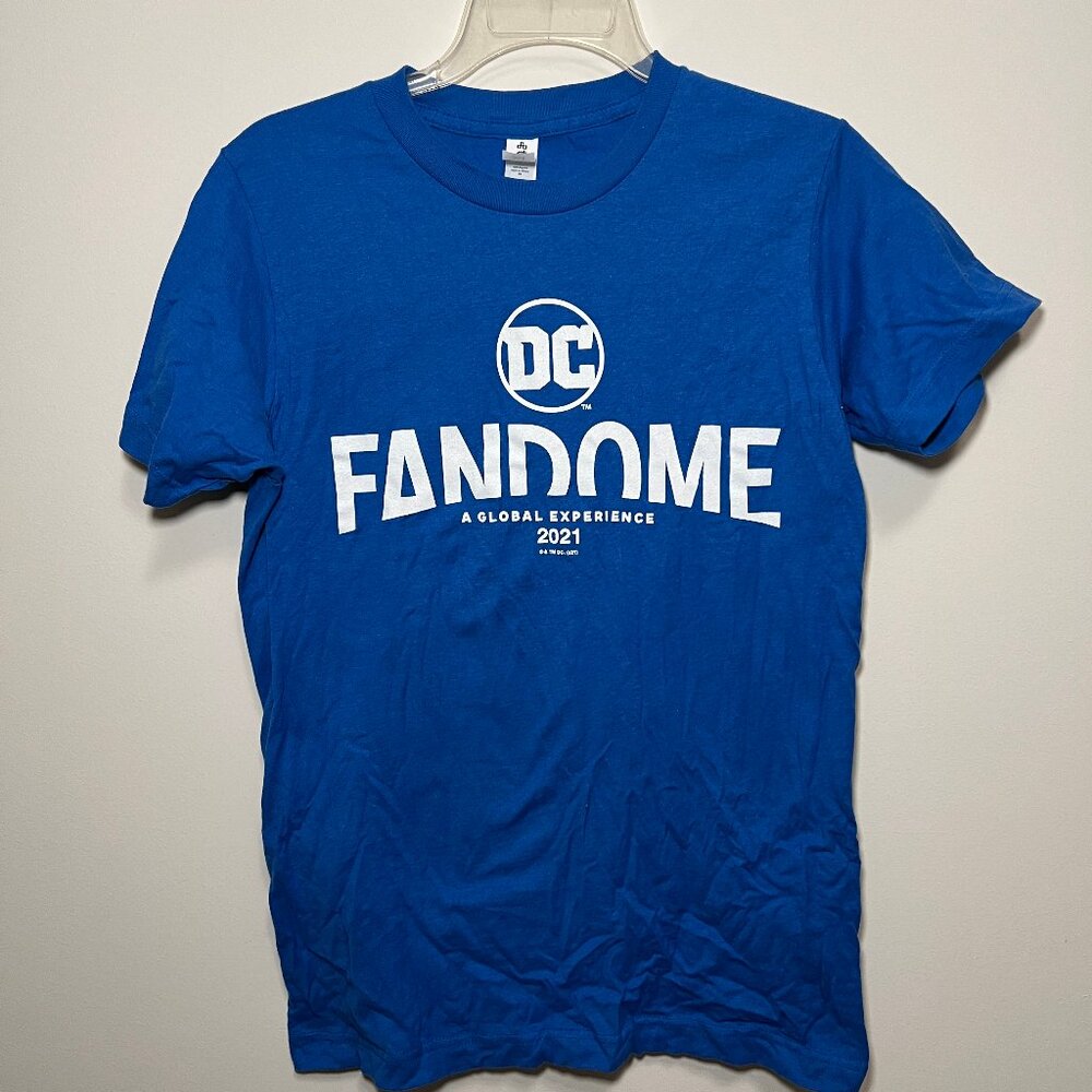 DC Comics Shirt from 2021 - Unisex Small - DC Fandome